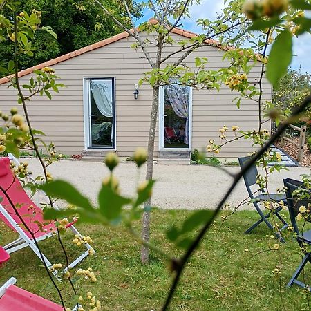 Les Terrasses Bed & Breakfast Saint-Paul-en-Pareds Exterior photo