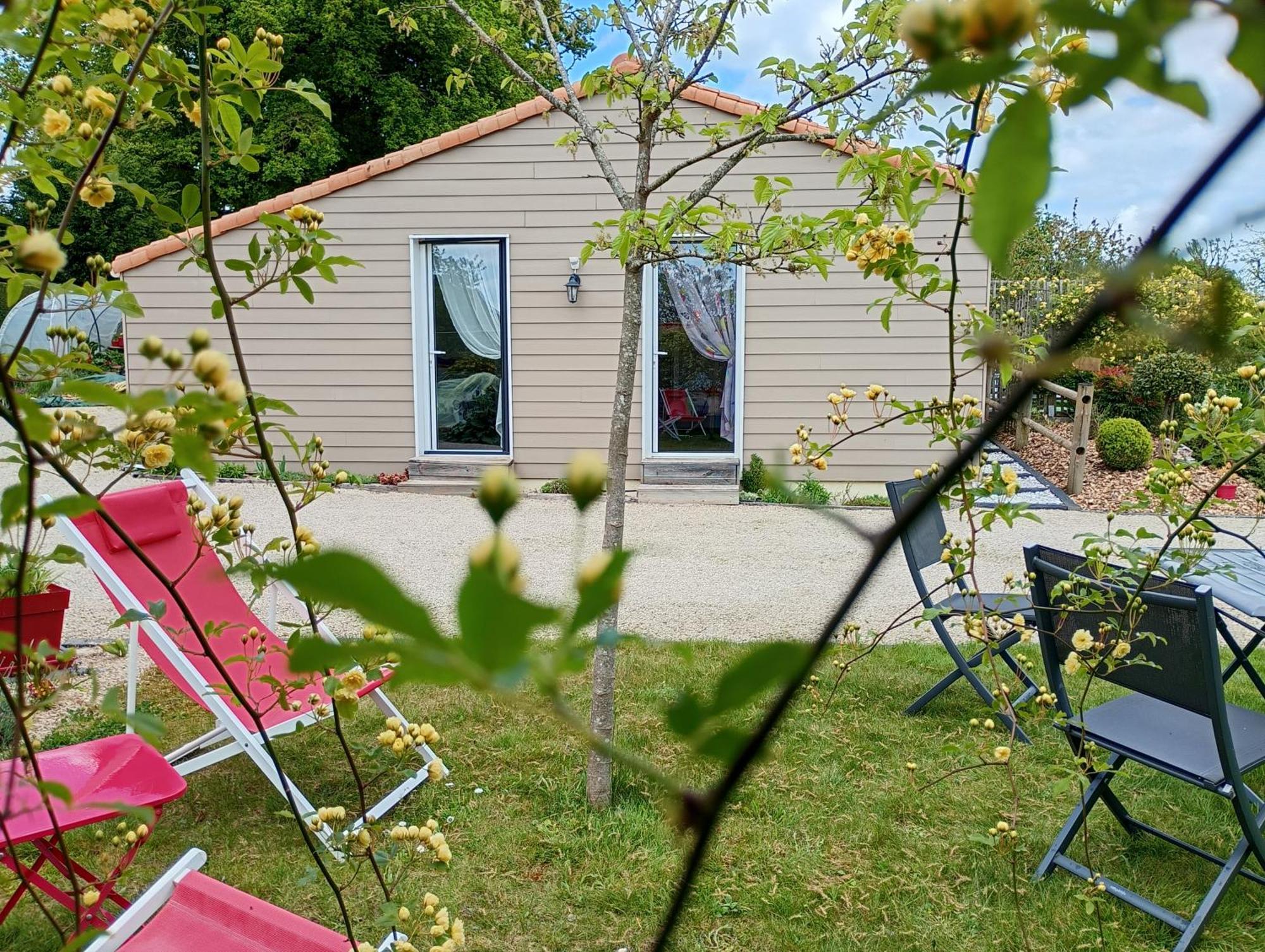 Les Terrasses Bed & Breakfast Saint-Paul-en-Pareds Exterior photo